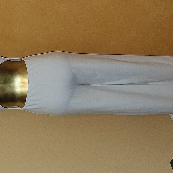 LULU'S THINKING OUT LOUD WHITE CUT-OUT JUMPSUIT. SIZE SMALL. - Picture 7 of 11